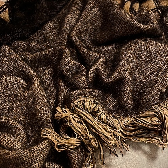 Afghan Wrap Jacket - Picture 7 of 7